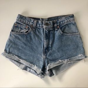 Levi’s 550 Original Light Wash denim shorts